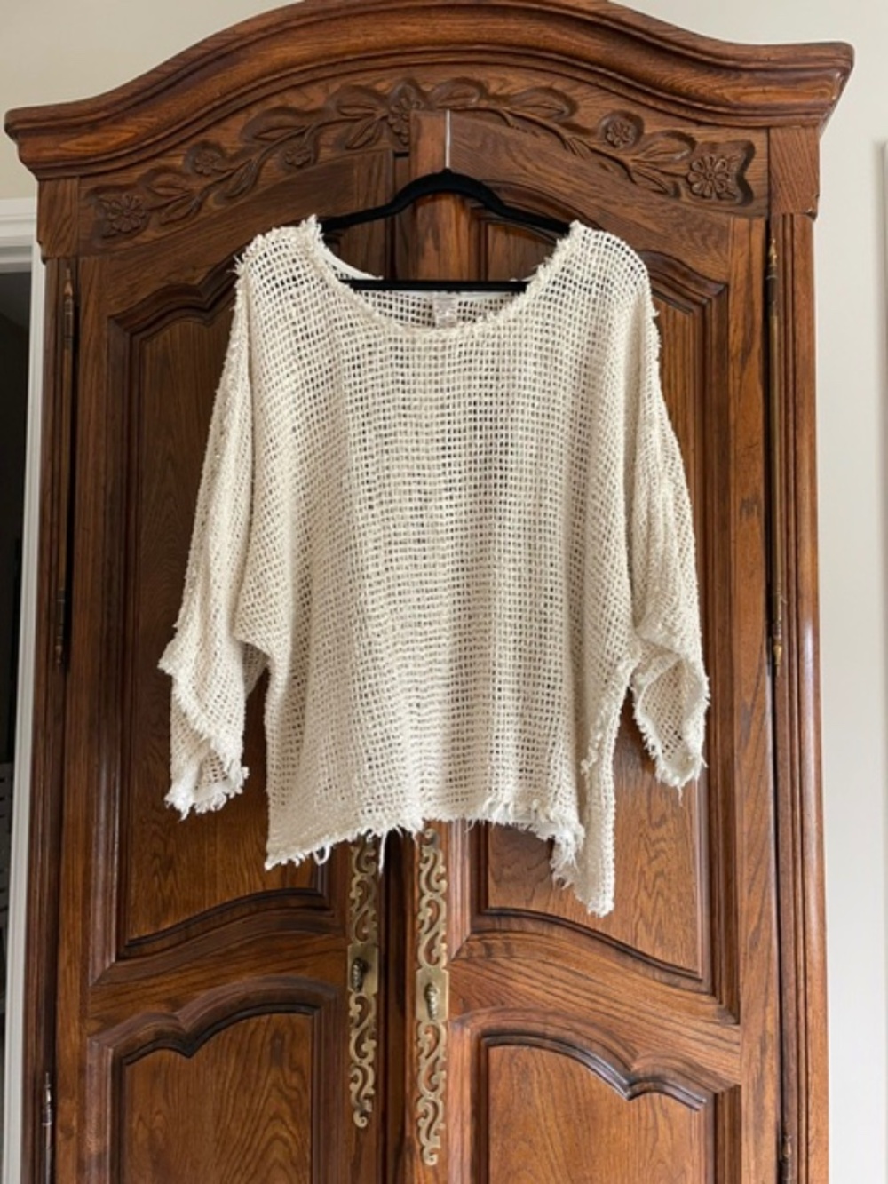 Magnolia Pearl 100% silk Sweater in Ivory